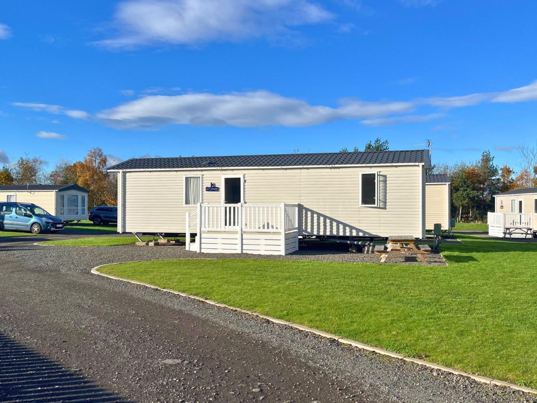 Linwater Caravan Park - Luxury Lodges And Static Caravans Near Edinburgh Newbridge  Exteriér fotografie